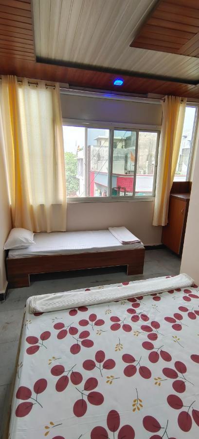 Hotel Anjali Ujjain Buitenkant foto