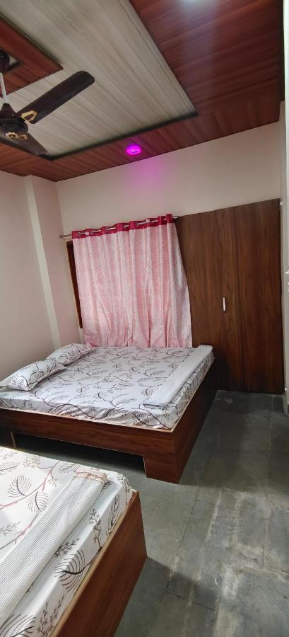 Hotel Anjali Ujjain Buitenkant foto