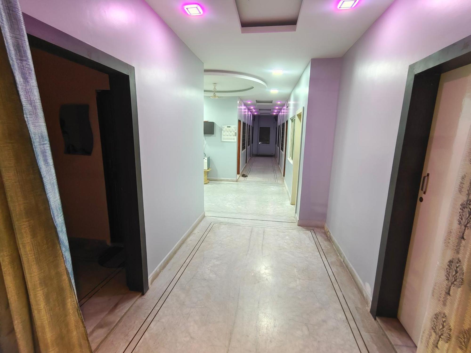 Hotel Anjali Ujjain Buitenkant foto